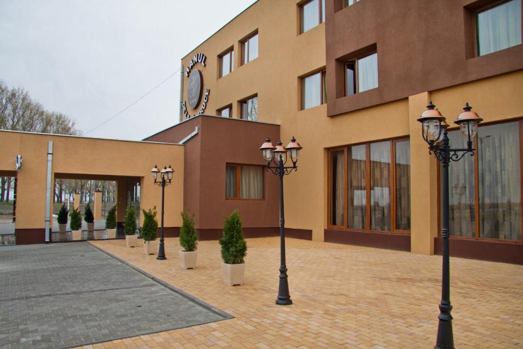 Hotel Hanul De La Rascruce Arad Extérieur photo