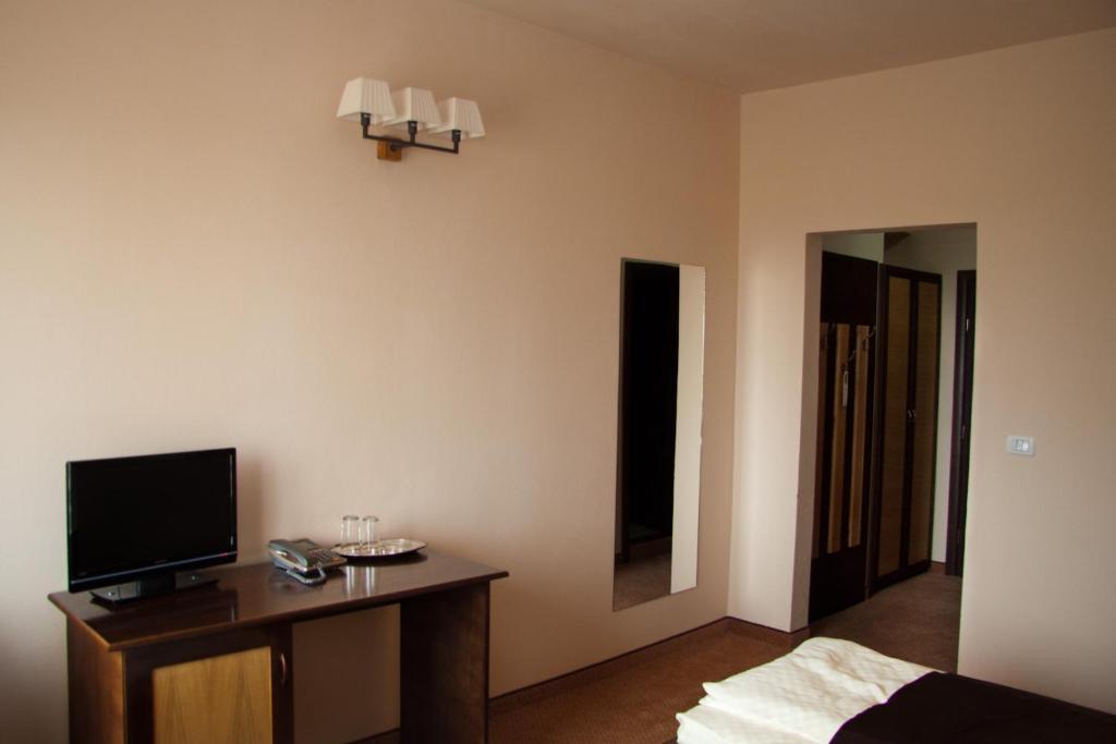 Hotel Hanul De La Rascruce Arad Chambre photo